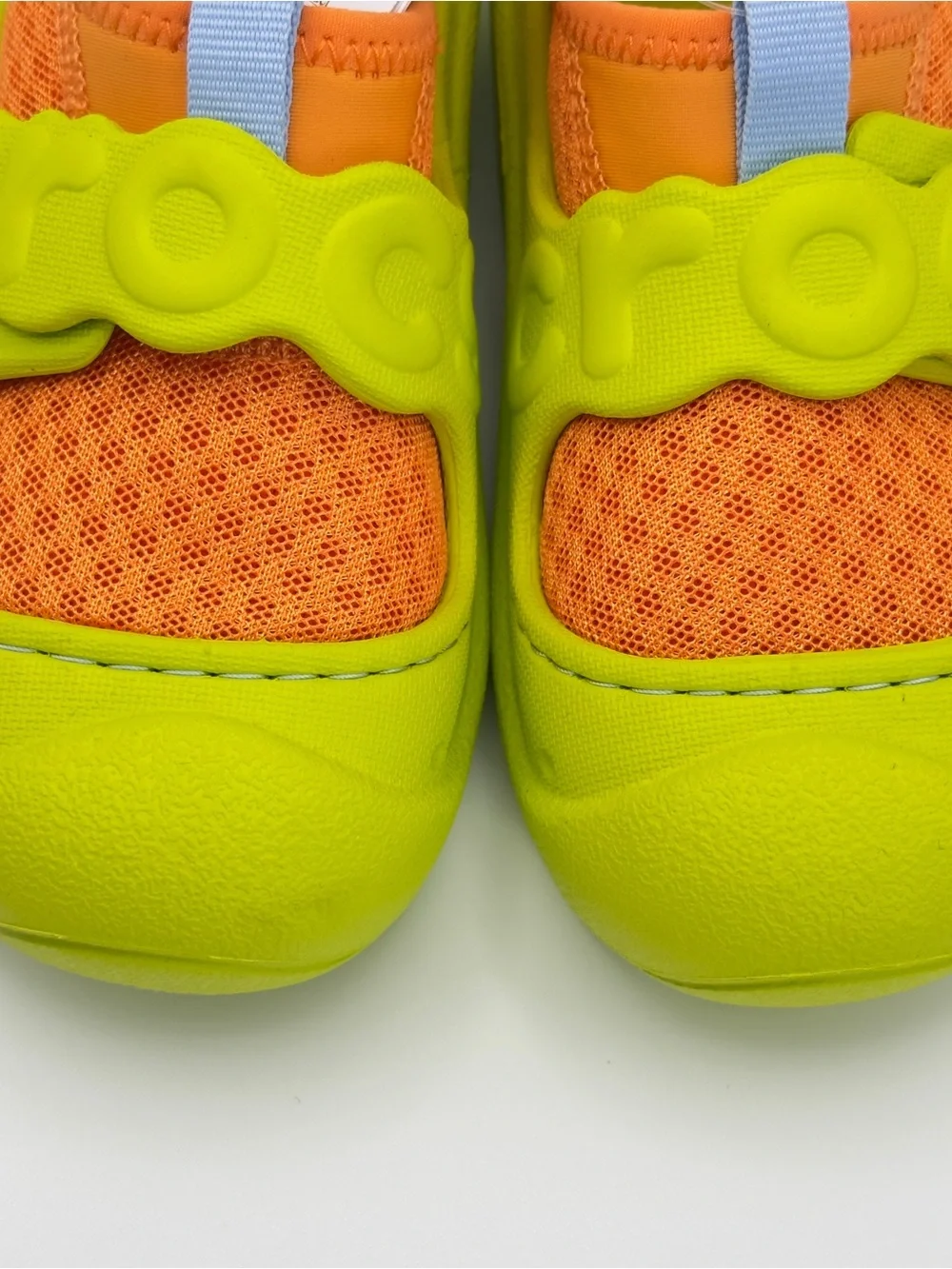 CROCS Swiftwater Splash Koi -water shoes Green/Orange Kids Size C9